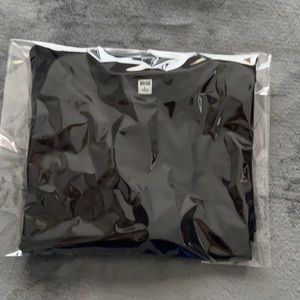 Uniqlo Men’s Long Sleeve Shirt